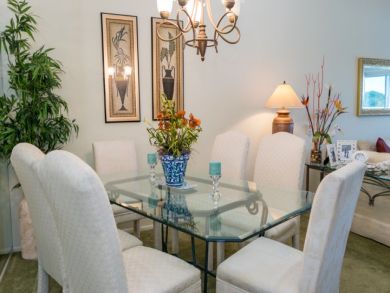 Beautiful 2 bedroom Condo